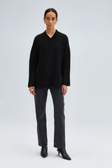 V Yakalı Örme Kazak