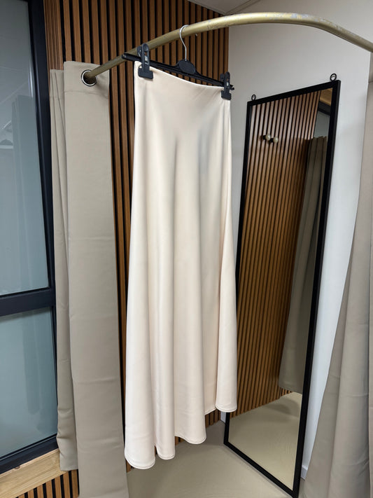 Miss Nisa - Nieuwe Definitie van Elegantie: Satijn Rok Crème en Bruine - Dames